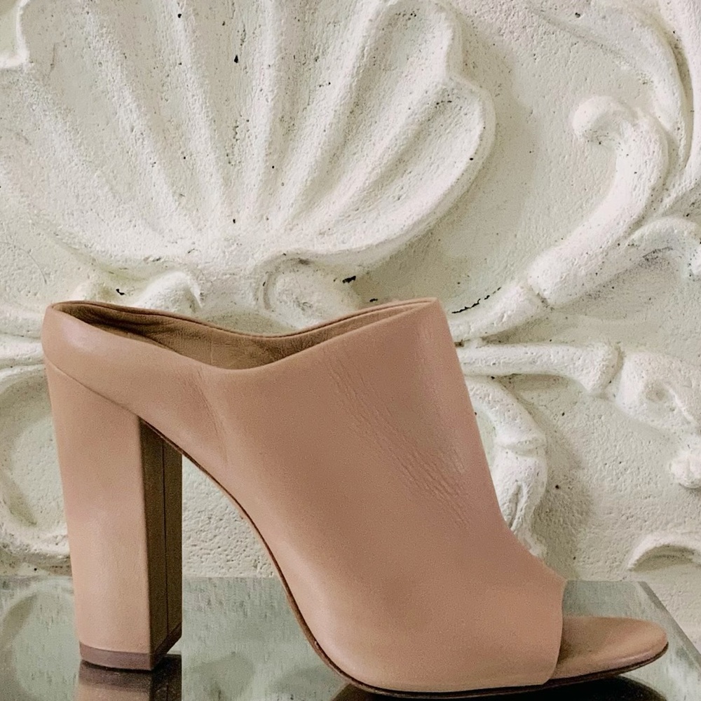 Vince
Hanna Leather Block-Heel Mules, Tan